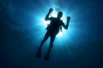 Diving for a person with a physical disability's photos